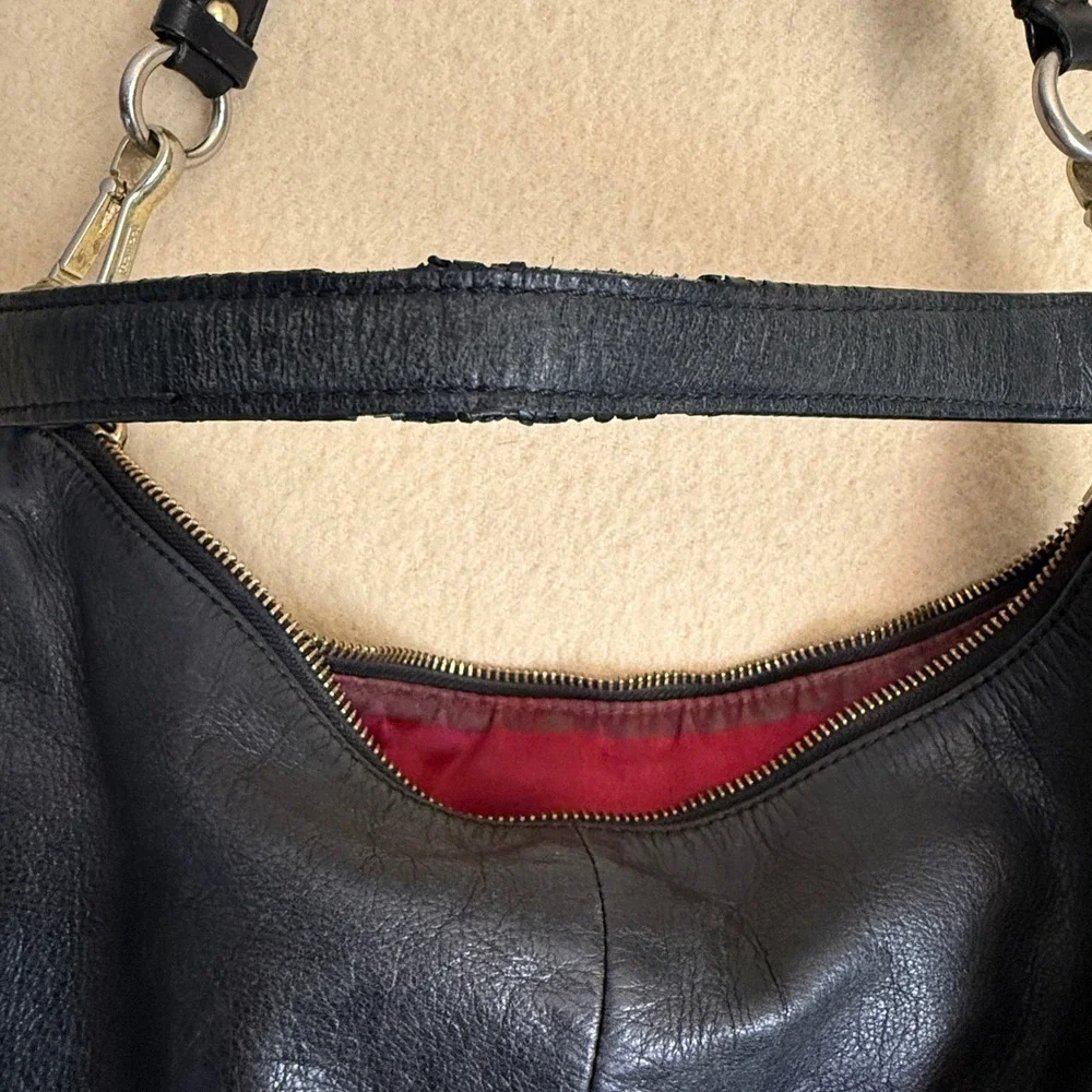 Coach Black Leather Crossbody Hobo Shoulder Bag Designer‎ Purse Handbag